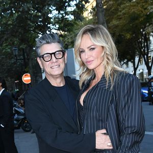 Entre Adriana Karembeu et Marc Lavoine, l'amour est toujours au beau fixe.

Marc Lavoine et sa compagne Adriana Karembeu arrivant au "Concerto pour la Paix" organisé par Omar Harfouch au Théâtre des Champs Élysées à Paris, France.

Rachid Bellak / Bestimage