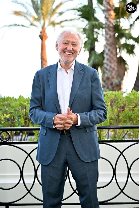 Le chef explique avoir vu ses parents finir « dans une extrême solitude » et estime que « presque quinze ans de leur vie » ont ainsi été « ratés ».

Pierre Gagnaire à l'hôtel Negresco à Nice, France, lors de la cinquième journée du festival Cinéroman pour le film "La Passion de Dodin-Bouffant" réalisé par Tran Anh Hung. © Bruno Bebert/Bestimage