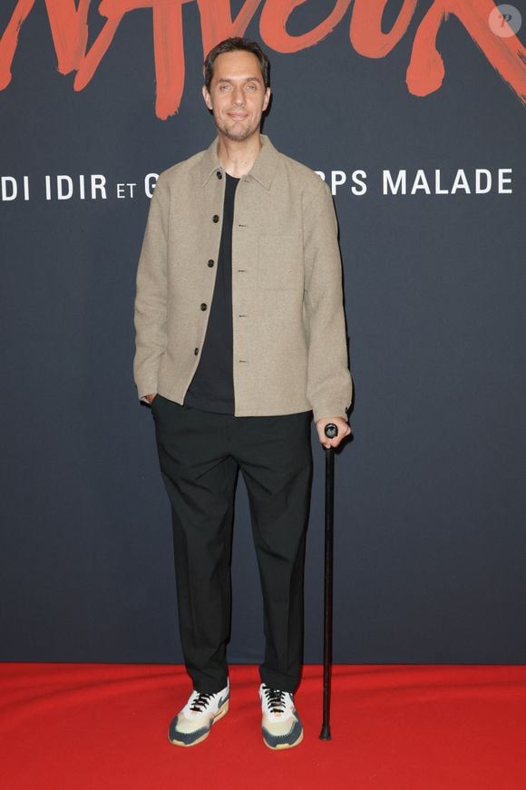 Le couple a apprécié la douceur de vivre montréalaise et la bienveillance des habitants, se sentant rapidement intégrés.

Grand Corps Malade ( GCM, Fabien Marsaud) lors de l'avant-première du film "Monsieur Aznavour" au cinéma Le Grand Rex à Paris le 22 octobre 2024. © Coadic Guirec / Bestimage