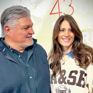 David Douillet et sa femme Vanessa - Les célébrités en dédicace à la 43ème Foire du Livre de Brive (7 - 9 novembre 2025), le 8 novembre 2025.
© Fabien Faure / Bestimage