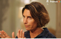 Alessandra Sublet sur son expulsion en France dans "Un dimanche à la campagne" ©France 2