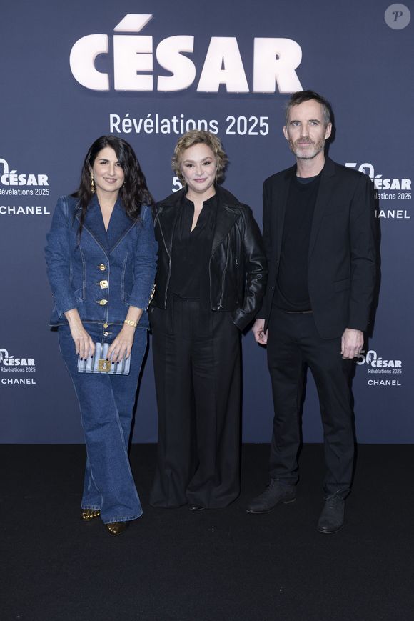 Géraldine Nakache, Delphine Baril et Jean-Christophe Meurisse - Photocall de la soirée "Cesar Révélations 2025" au Trianon à Paris le 20 janvier 2025.

© Olivier Borde / Bestimage