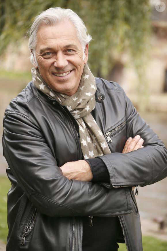 Stéphane Thebaut, ancien de La maison de France 5, rejoint lui aussi la chaîne avec M comme maison.

Stéphane Thebaut lors du tournage de l'émission "La maison France 5" à Strasbourg le 6 octobre 2017.
Christophe Aubert via Bestimage