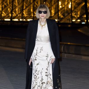 Anna Wintour - Photo Call du « Le Grand Diner du Louvre « lors de la Fashion Week  à Paris le 5 mars 2025. © Olivier Borde /Bestimage