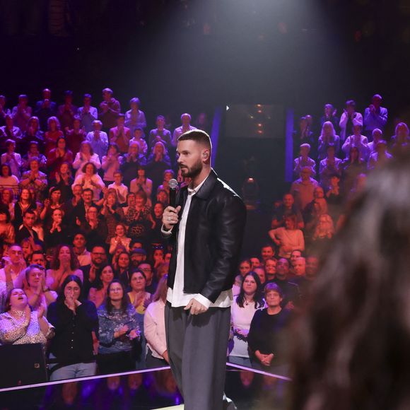 Exclusif - Matt Pokora, lors de l'enregistrement de l'émission "La fête de la chanson française - 20 ans d'émotions" présentée par L.Thilleman et A.Manoukian, et diffusée le 17 avril sur France 3 à Paris, France, le 9 décembre 2025. © Jack Tribeca/Bestimage
