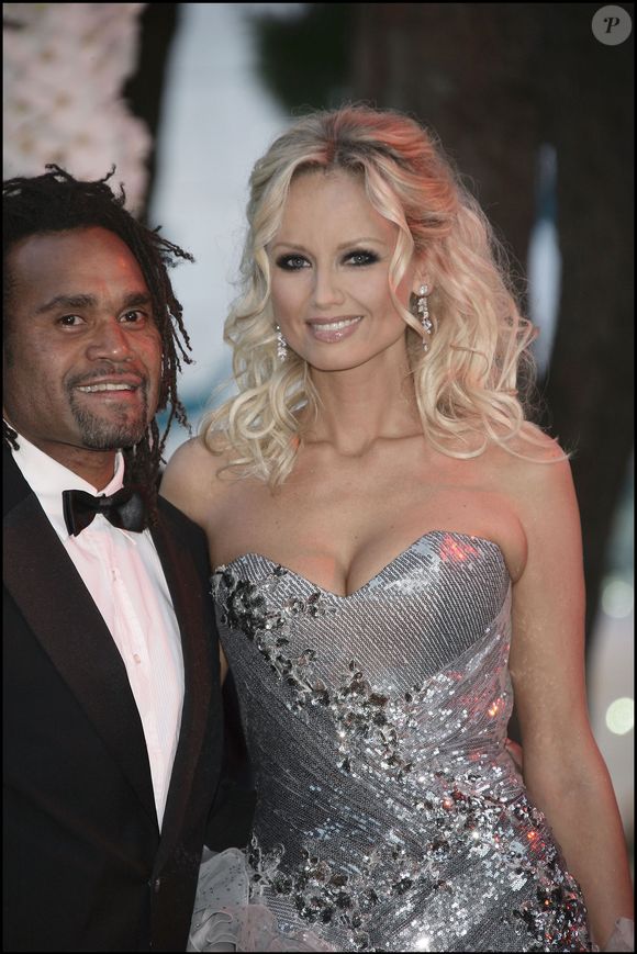 Christian Karembeu a refait sa vie après avoir été marié à Adriana Karembeu entre 1998 et 2011.

Christian Karembeu et son épouse Adriana arrivent au 62ème Bal de la Croix Rouge au Sporting Club Salle des Etoiles à Monaco, 30 juillet 2010. 

JUNIOR / BESTIMAGE