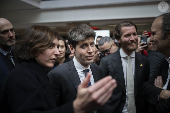 Le PDG du groupe Iliad et Free Xavier Niel avec le PDG d'OpenAI Sam Altman lors du Business Day dans le cadre du Sommet pour l'action sur l'intelligence artificielle à la Station F à Paris, France le 11 février 2025. Photo par Eliot Blondet/ABACAPRESS.COM