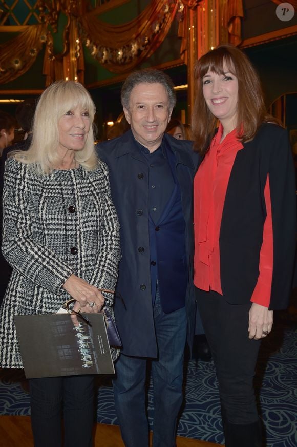 Exclusif - Michel Drucker, sa femme Dany Saval et Stéfanie (Stéphanie) Jarre à la générale du spectacle musical Les Choristes au théâtre des Folies Bergère à Paris, France, le 2 mars 2017. Treize ans après le succès mondial du film Les Choristes (15 millions d'entrées en salle, 4 millions d'albums vendus, 2 nominations aux Oscars, 2 César), Christophe Barratier a adapté et mis en scène le spectacle qui sera aux Folies Bergère jusqu'à l'été, puis en tournée dans toute la France à partir de septembre. © Gorassini-Moreau/Bestimage