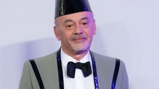 La famille Agnelli, propriétaire de Ferrari et de la Juventus de Turin, s’offre une marque française iconique aux semelles rouges