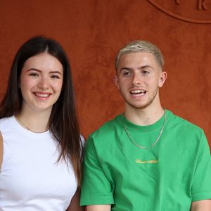 Michou et Elsa Bois lors des Internationaux de France de tennis de Roland Garros à Paris.

Photo : Jacovides-Moreau / Bestimage