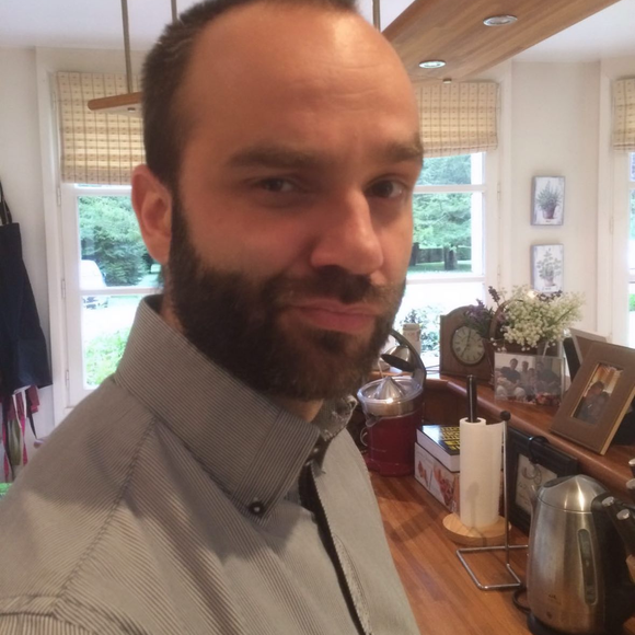 La disparition de Guillaume, un ami très cher et parti à un jeune âge

Faustine Bollaert, story Instagram.