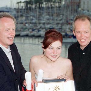 Emilie Dequenne et les frères Dardenne au Festival de Cannes en 1999
©RINDOFF-JACOVIDES-FIZET / BESTIMAGE