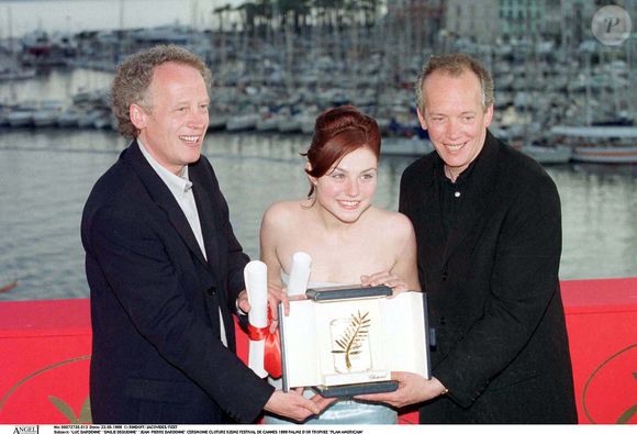Emilie Dequenne et les frères Dardenne au Festival de Cannes en 1999
©RINDOFF-JACOVIDES-FIZET / BESTIMAGE