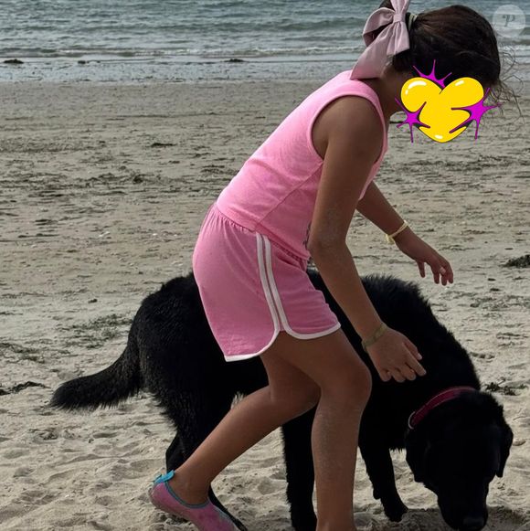 Karine Ferri a partagé des photos de sa fille Claudia pour ses 7 ans le 16 juillet 2025.