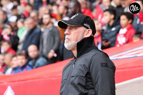 Eric ROY (entraîneur du Stade Brestois 29) - Victoire de Lille face à Brest (1 - 0) à l'issue du match de Ligue 1 au Décathlon Arena stade Pierre Mauroy, le 22 octobre 2023. © Laurent Sanson / Panoramic / Bestimage