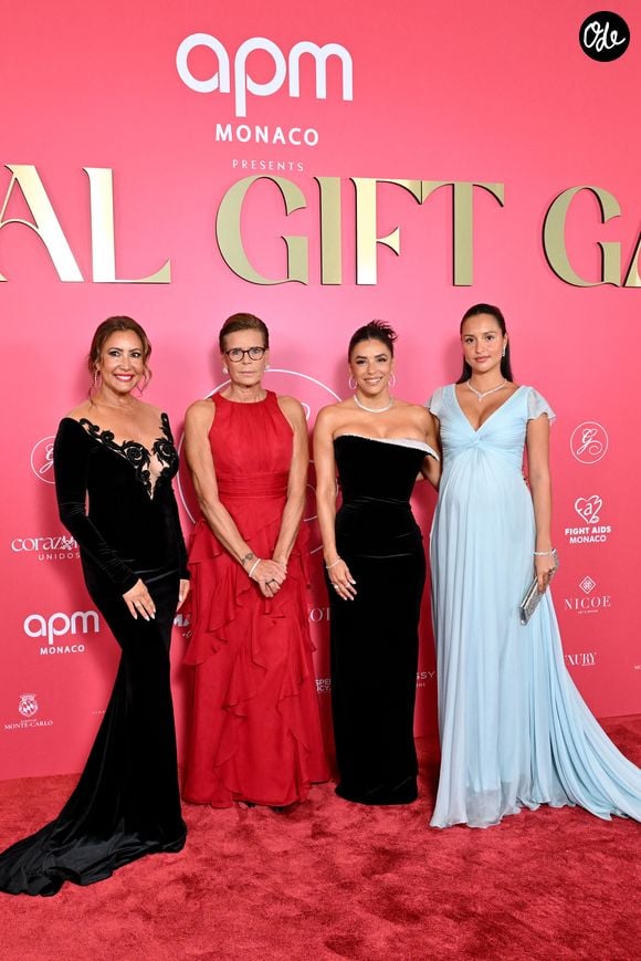 Maria Bravo, la princesse Stéphanie de Monaco, Eva Longoria et Alexandra Leclerc (enceinte) lors de la seconde édition du Global Gift Gala à l'hôtel de Paris à Monaco, le 9 octobre 2026. Cette année, les bénéfices de cette soirée caritative iront à 3 associations, Fight Aids Monaco, Corazones Unidos et Global Gift Foundation. © Bruno Bebert / Bestimage