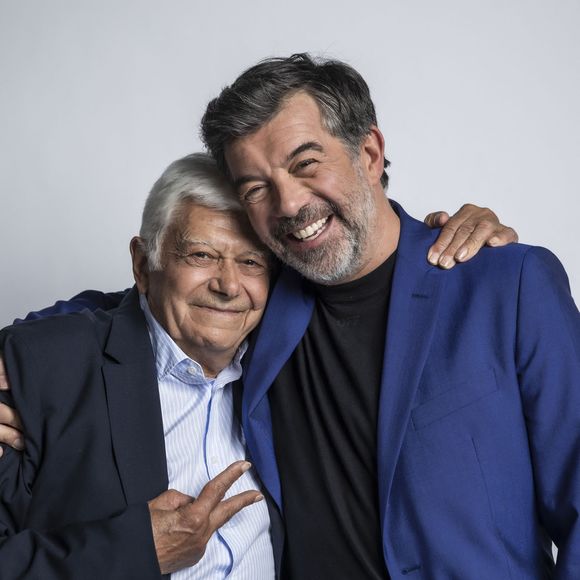 Exclusif - Stéphane Plaza et son père Raymond - Backstage - Enregistrement de l'émission "La Chanson secrète 10"  diffusée sur TF1 le 22 janvier 2022
© Jacovides-Moreau / Bestimage