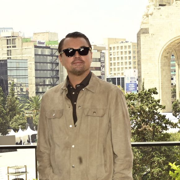 L'acteur surprend ses fans avec quelque chose qui s'éloigne de ses habitudes.

Leonardo DiCaprio et Benicio del Toro participent à la séance photo pour le film « One Battle After Another » au Monumento de la Revolución. (Photo de Carlos Tischler/Eyepix Group. © Carlos Tischler/eyepix via ZUMA Press Wire