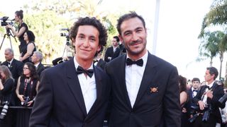 Peu après avoir quitté Paris et la France, un des frères Kretz (L'Agence) déjà de retour ! Mais il y a une bonne raison à cela