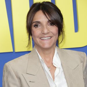 Maman de Toni, née de son histoire avec Julien Mairesse, directeur artistique et metteur en scène de concerts avec lequel elle a partagé sa vie quatre ans, Florence Foresti est particulièrement pudique lorsqu'il s'agit de sa fille. 

Florence Foresti lors de la première du film "Une famille de bâtards" au cinéma Pathé Palace à Paris
© Coadic Guirec / Bestimage