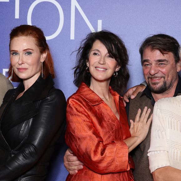 Simon Erlacher, Audrey Fleurot, Zabou Breitman, Thierry Godard, Olivia Côte sur le tapis rouge lors de la 28ème édition du festival de la Fiction à la Rochelle le 17 septembre 2026. © Denis Guignebourg / Bestimage