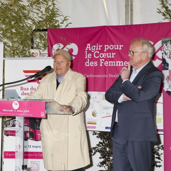 Le Bus du Cœur des Femmes a démarré sa tournée 2026 à Argenteuil.

Marc Ladreit de Lacharrière lors de l'inauguration du "Bus du coeur des femmes" à Argenteuil de l'association "Agir pour le coeur de femmes" avec le soutien de la Fondation Marc Ladreit de Lacharrière.
© Jack Tribeca / Bestimage