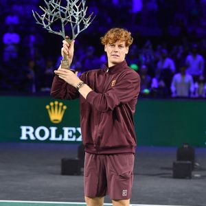 Jannik Sinner - Jannik Sinner remporte le Rolex Paris Masters 2025 face à Félix Auger-Aliassime à la Défense Arena le 2 novembre 2025 . © Veeren/Bestimage