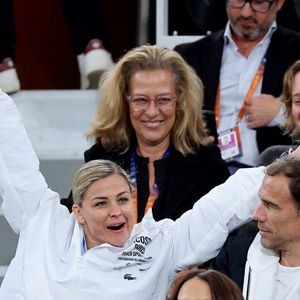 Laure Boulleau et Bruno Cheyrou dans les tribunes lors des Internationaux de France de Tennis de Roland Garros 2025, à Paris, France, le 28 mai 2025. © Jacovides-Moreau/Bestimage