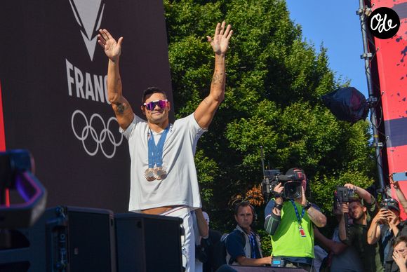 Florent Manaudou - L'équipe de France de natation acclamée au club France lors des Jeux Olympiques de Paris2024 (JO) le 5 aout 2024.
Crédit : PixPlanete / Bestimage