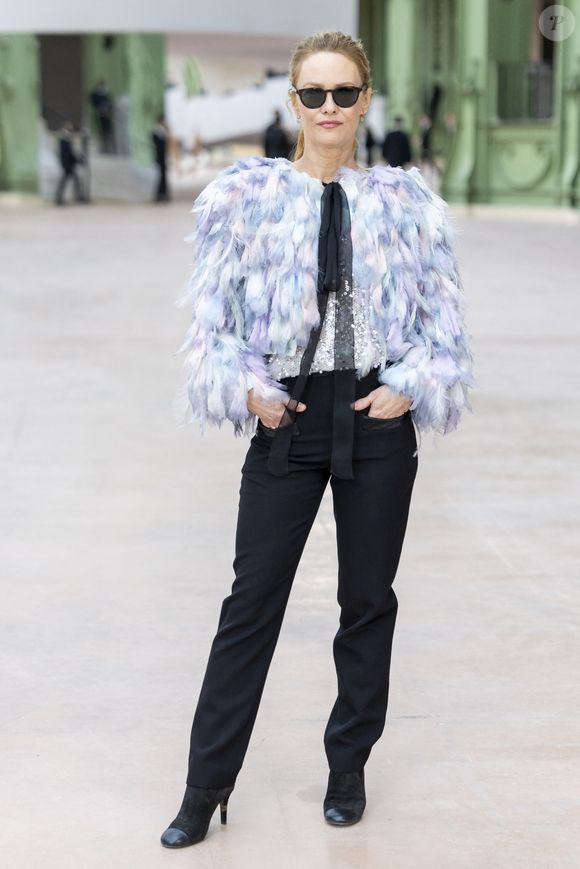 Vanessa Paradis au défilé Chanel au Grand Palais, "Collection Haute Couture Printemps/Eté 2025" lors de la Fashion Week de Paris (PFW), le 28 janvier 2025. 
© Olivier Borde / Bestimage