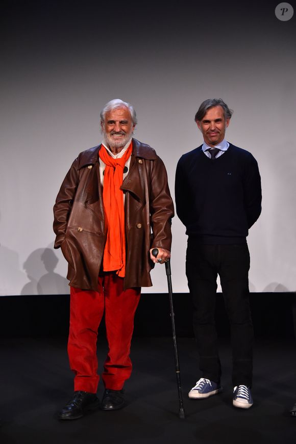 Exclusif - Jean-Paul Belmondo, à gauche et son fils Paul participent à l'avant-première mondiale du film documentaire "Belmondo par Belmondo" au Grimaldi Forum à Monaco le 11 décembre 2015. © Bruno Bébert/Bestimage