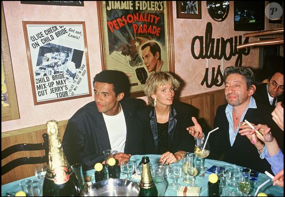 Archives : Serge Gainsbourg et Yannick Noah avec Cecilia Rodhe, lors d’une soirée au City Rock à Paris en 1985.

BERTRAND RINDOFF PETROFF / BESTIMAGE