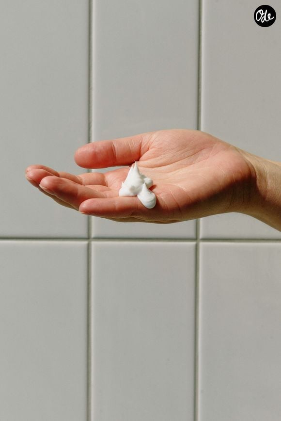 Les experts rappellent son rôle essentiel dans la reconstruction du film hydrolipidique.