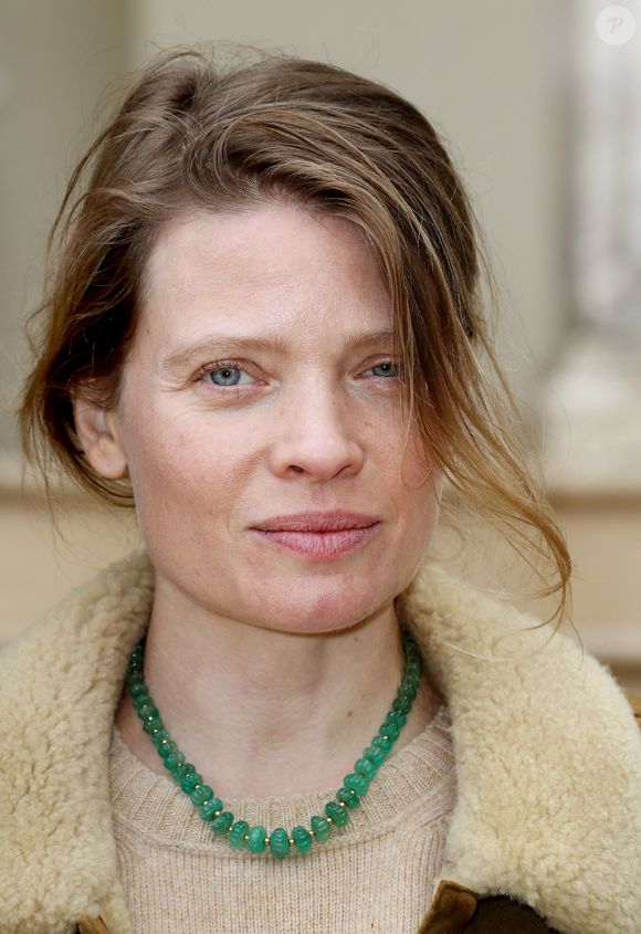 Mélanie Thierry pour le film "Soudain seuls" lors du Festival du Film de Sarlat, France, le 9 novembre 2023. © Patrick Bernard/Bestimage