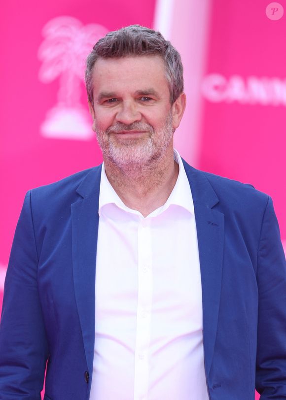 Hervé Mathoux - Soirée d'ouverture de la 9ème édition de "CanneSeries" à Cannes le 23 Avril 2026. © Denis Guignebourg/Bestimage
