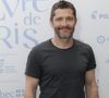Il écrit alors ces mots douloureux : "C'était le dernier plongeon dans ma grande piscine menthe à l'eau... C'est pas facile de quitter la Polynésie".

Bixente Lizarazu, lors du Festival du Livre à Paris, France, le 13 avril 2024. © Jack Tribeca / Bestimage