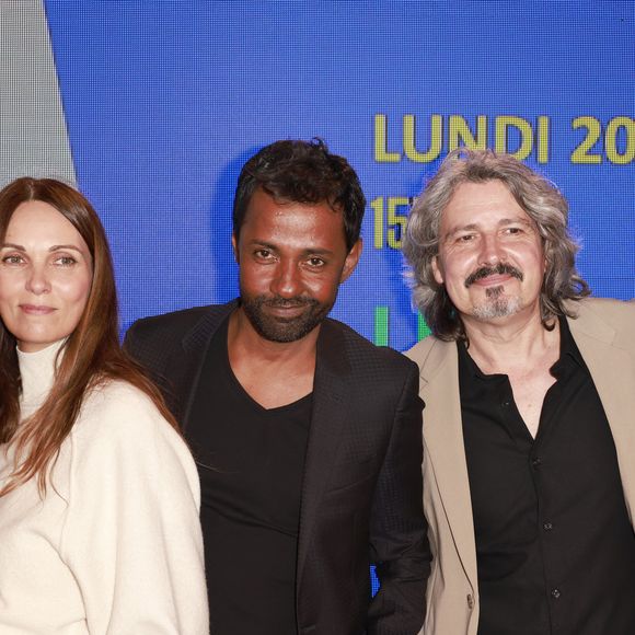 Laly Meignan, Cathy Andrieu, Lakshan Abeynayake, Philippe Vasseur, Elsa Esnoult de la série "Les mystères de l'amour". La 6 ème édition du Festival Séries Mania à Lille lundi 20 mars 2023.
© Christophe Aubert via Bestimage