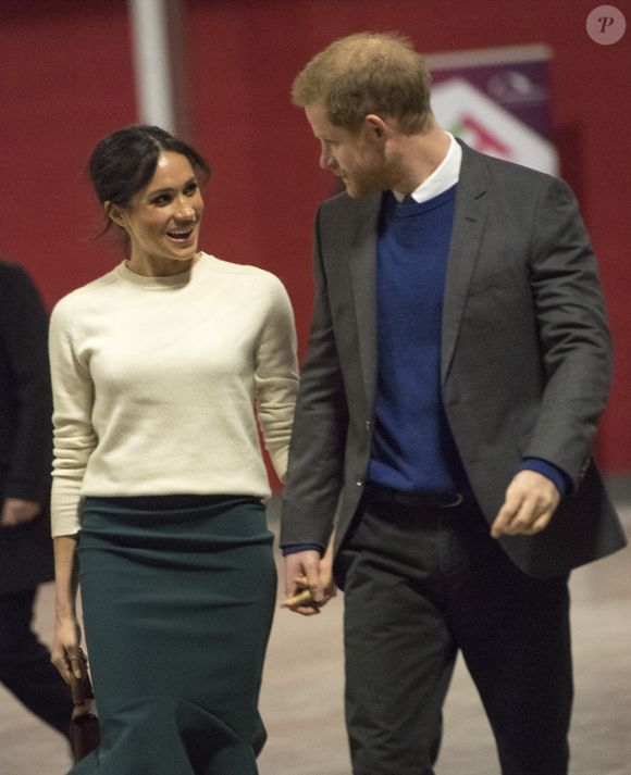 En parallèle, Meghan a relancé sa marque lifestyle As Ever et a publié une interview où elle évoque les contraintes de sa vie de duchesse et sa liberté retrouvée aujourd’hui.

Le prince Harry et Meghan Markle visitent le centre Eikon à Belfast le 23 mars 2018. AGENCE / BESTIMAGE