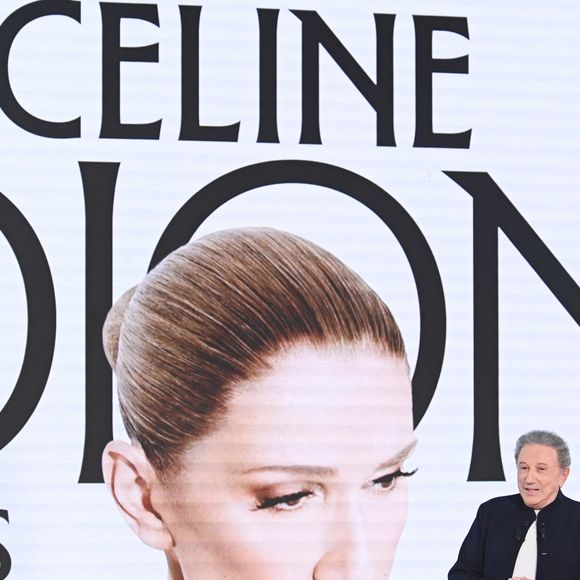 Exclusif - Michel Drucker - Enregistrement de l'émission "Vivement dimanche" spécial Céline Dion au studio Rive gauche, presentée par Michel Drucker. Diffusion sur France 3 le 6 septembre 2026. © Guillaume Gaffiot/Bestimage