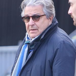 “Ils peuvent faire les deux. Ça n’a pas de sens de dire ça”, ajoute-t-il

Exclusif - Christian Clavier arrive à la station de radio RTL à Paris le 17 décembre 2019.

© Jonathan Rebboah / Panoramic / Bestimage