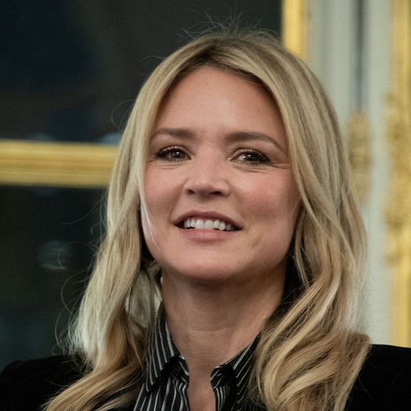 Elle évoque cette naissance comme “une surprise aussi belle” qu’inattendue.

Virginie Efira assiste à la cérémonie de remise des prix du cinéma français au ministère de la Culture à Paris, France, le 12 janvier 2023. Photo par Aurore Marechal/ABACAPRESS.COM