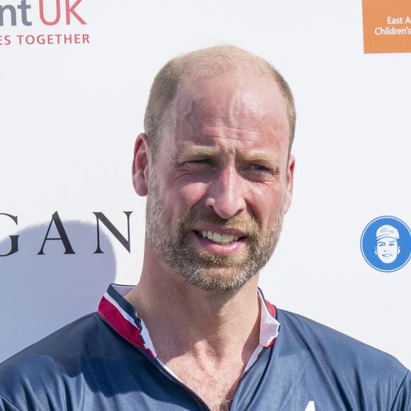 En story, le prince William a écrit : "Belle performance, Lionesses ! À une victoire de la gloire !". 

Le prince William participe à la Out-Sourcing Inc. Royal Charity Polo Cup 2025 à Windsor, le 11 juillet 2025.

Photo : Goff INF / Bestimage