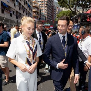 Jordan Bardella et Maria Carolina de Bourbon lors du Grand Prix de Formule 1 de Monaco, le 7 juin 2026.  Photo d'Olivier Huitel/Pool/ABACAPRESS.COM