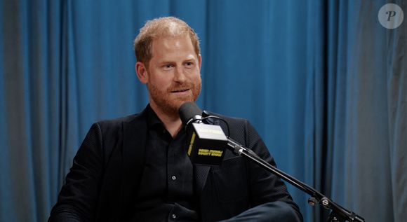 Le prince Harry avec le podcasteur américain Hasan Minhaj dans le cadre de son émission intitulée Hasan Minhaj Doesn't Know. Credit : Hasan Minhaj ne sait pas.. - JLPPA / Bestimage -
Photo fournie par JLPPA