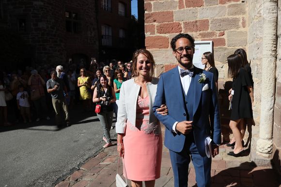 Ségolène Royal - Mariage de Thomas Hollande et de la journaliste Emilie Broussouloux à la mairie à Meyssac en Corrèze près de Brive, ville d'Emiie. Le 8 Septembre 2018. 
© Patrick Bernard-Guillaume Collet / Bestimage