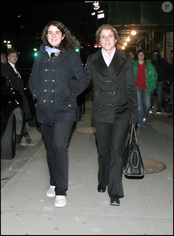 Sa maladie lui a été diagnostiquée après la naissance de sa petite fille, qui a 18 mois.

Caroline Kennedy et sa fille Tatiana à New York en 1998. MLM / FAME PICTURES / BESTIMAGE