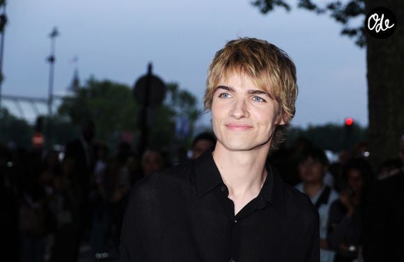 Pierre de Maere - Arrivées au défilé de mode Hommes printemps-été 2025 "AMI Alexandre Mattiussi" lors de la fashion week de Paris. Le 20 juin 2024
© Denis Guignebourg / Bestimage