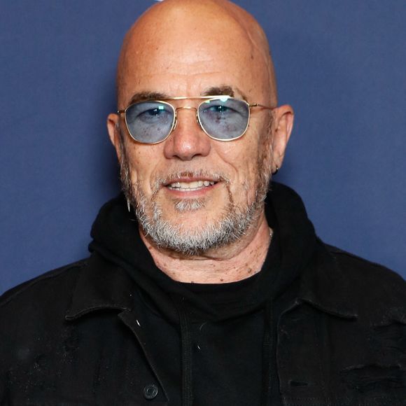 Pascal Obispo - Photocall du dernier match de la saison de la "Liqui Molly Starligue" opposant le PSG Handball à Pays d'Aix Université Club Handball et la dernière apparition de Nikola Karabatic à l'Accor Arena à Paris, France, le 31 mai 2024. © Christophe Clovis / Bestimage
