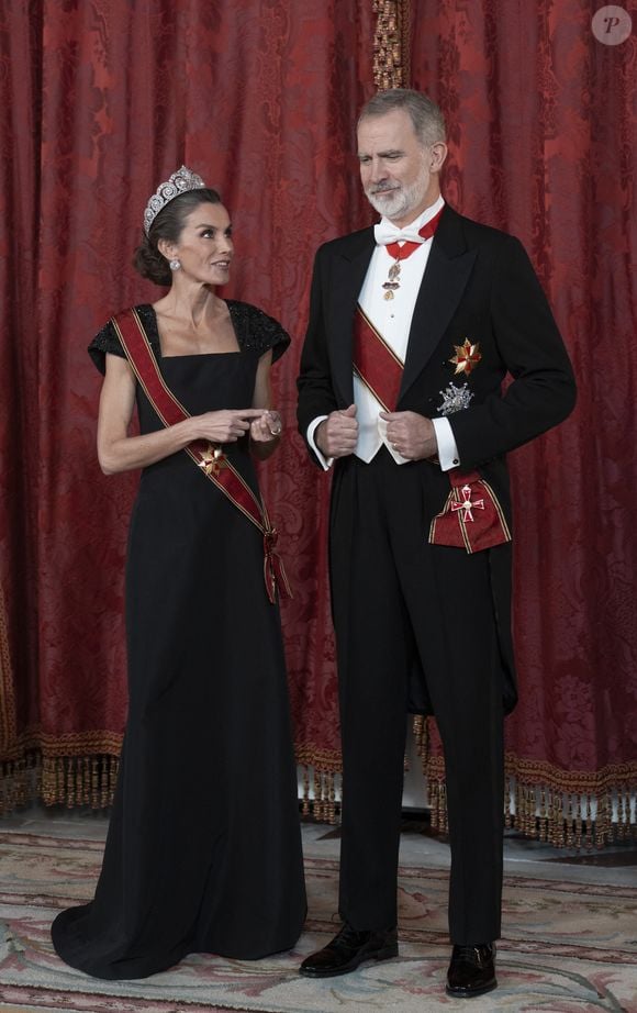 Le roi Felipe VI et la reine Letizia d'Espagne, accueillent Frank-Walter Steinmeier (Président fédéral de l'Allemagne) et sa femme Elke Budenbender pour un dîner de gala en leur honneur au palais royal à Madrid. Photo par LALO YASKY / BESTIMAGE