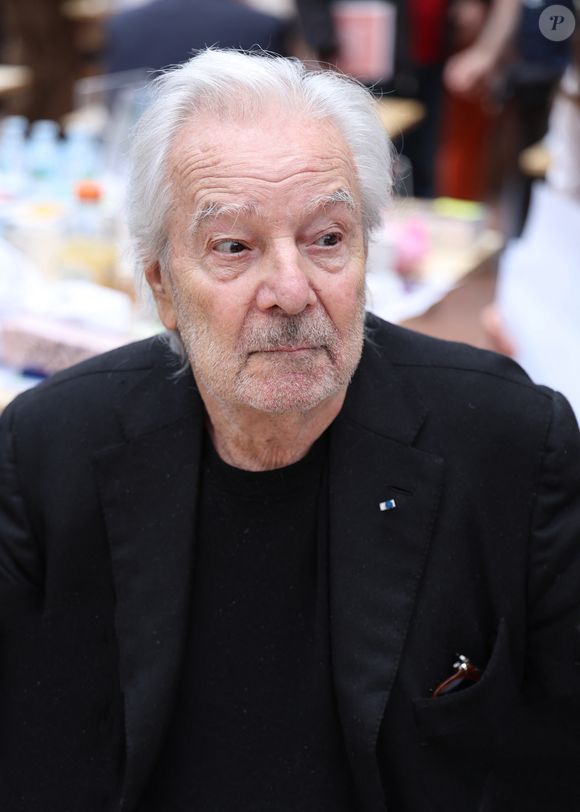 Pierre Arditi lors du Festival du livre le 19 Avril 2026

Denis Guignebourg/BestImage